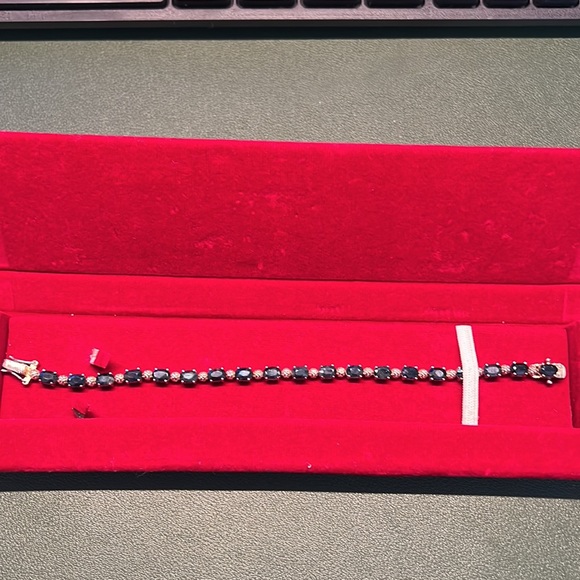 Ice Jewelry - Sapphire tennis bracelet with silver crown beads
